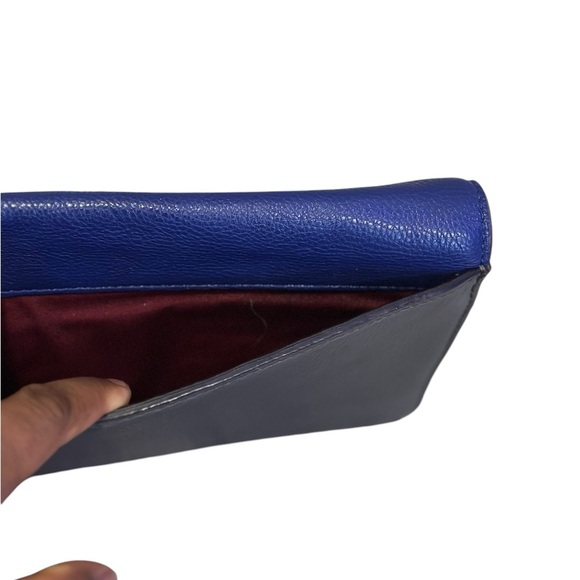 MARC BY MARC JACOBS BLUE AND GRAY CLUTCH WITH DUST BAG - Picture 13 of 15